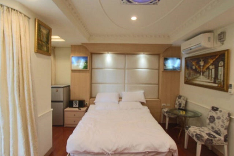 6 Bedrooms Cottage