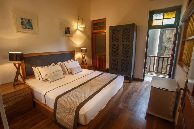 Double Suite