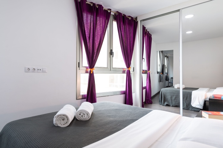 1 Bedroom Apartment