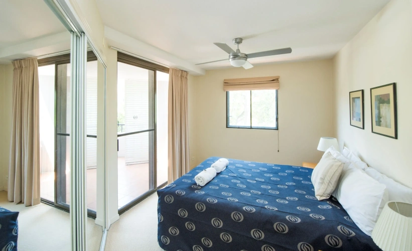 2 Bedrooms Quadruple Apartment with balcony