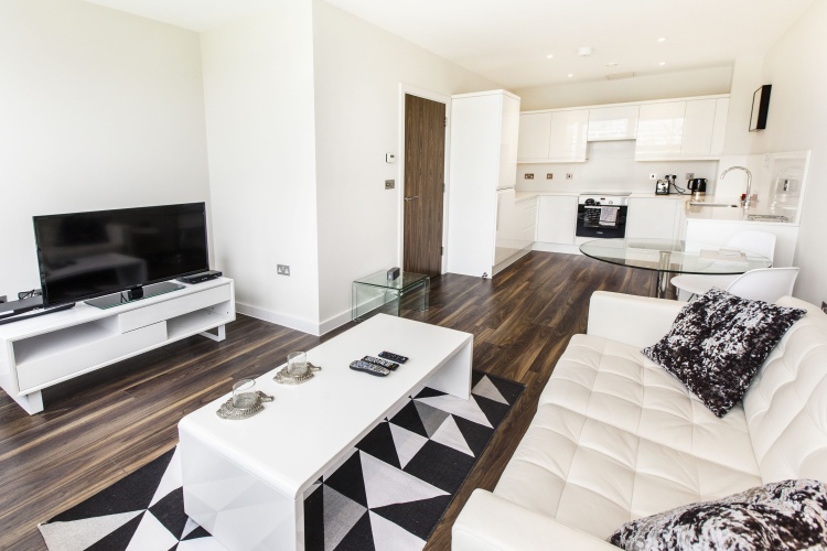 2 Bedrooms Apartment