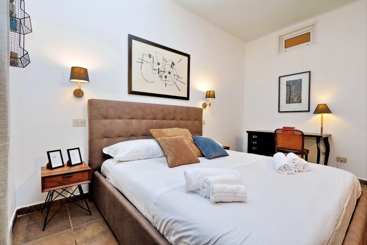1 Bedroom Double Apartment