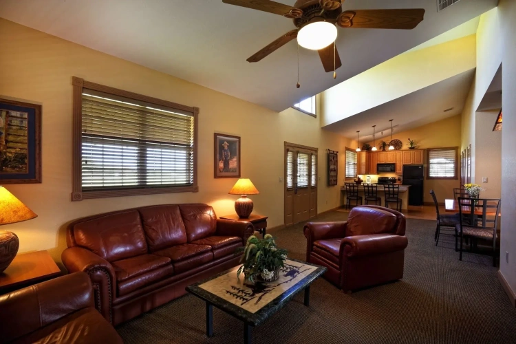 2 Bedrooms Standard Club room