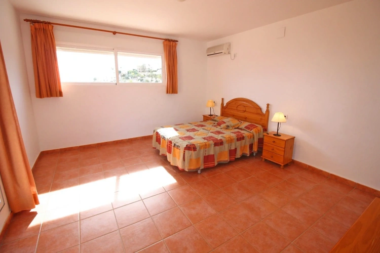 2 Bedrooms Double Bungalow