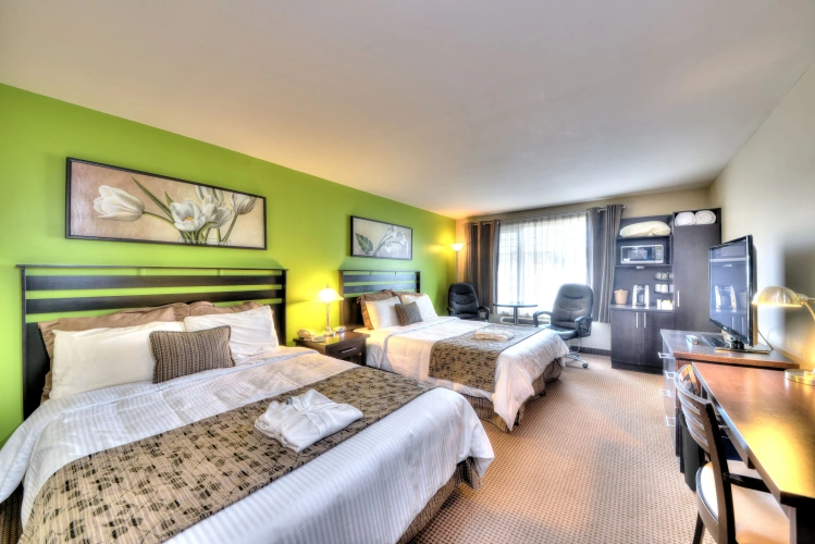 Standard Quadruple room