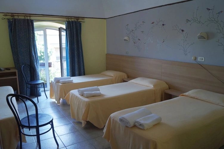 Standard Quadruple room