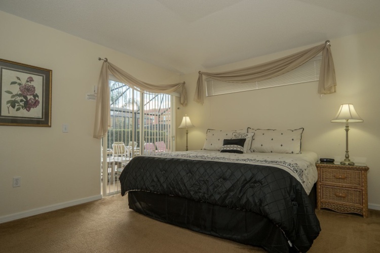 4 Bedrooms Cottage