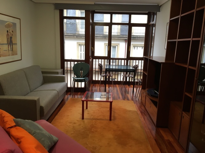 2 Bedrooms Apartment with balcony