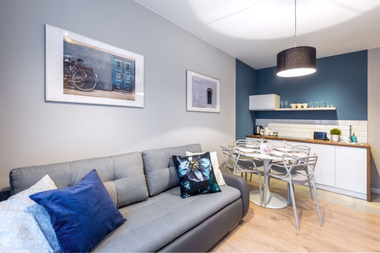 1 Bedroom Apartment