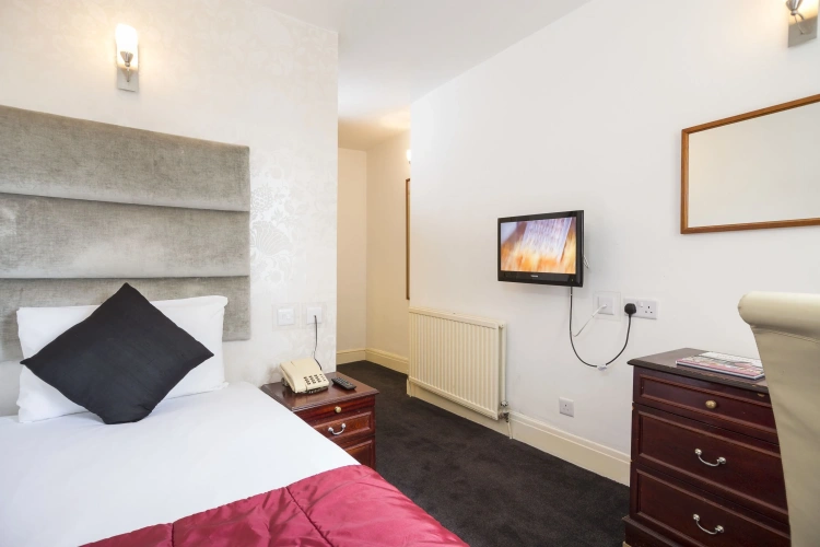 Standard Single room