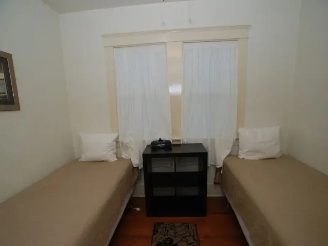 2 Bedrooms Cottage