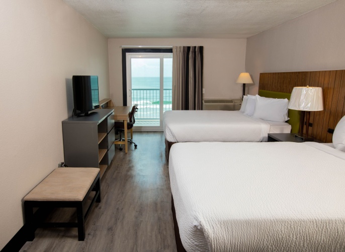 Standard Quadruple room with balcony and with view