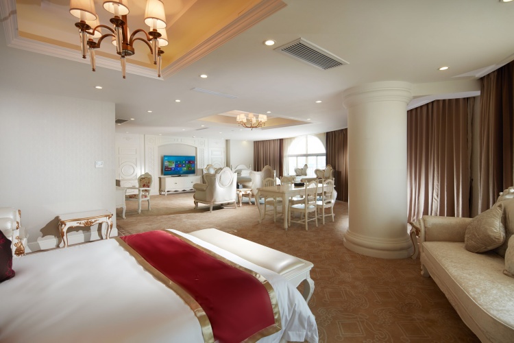Standard Family room
