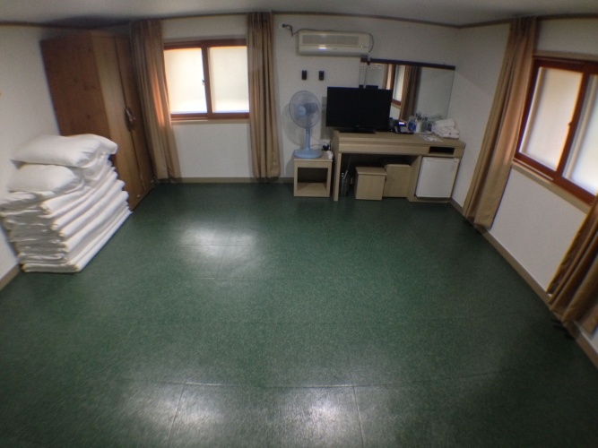 Bed in Dorm