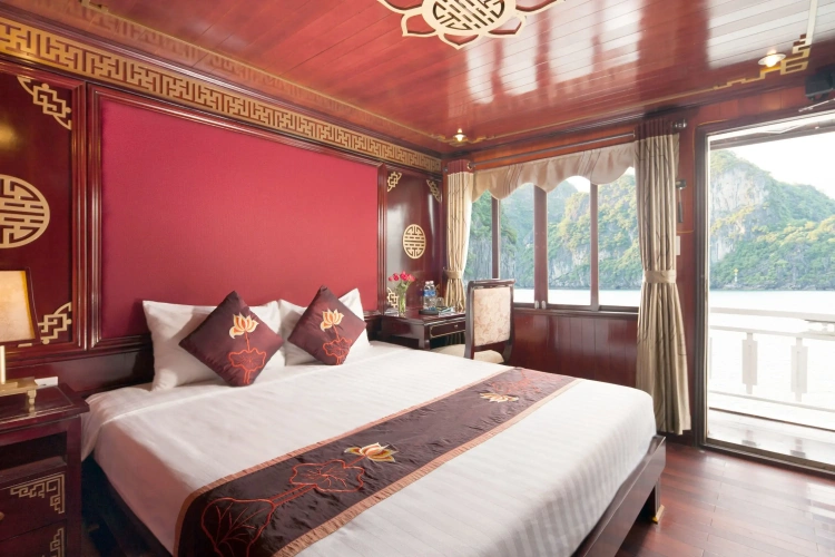 Deluxe room with sea view