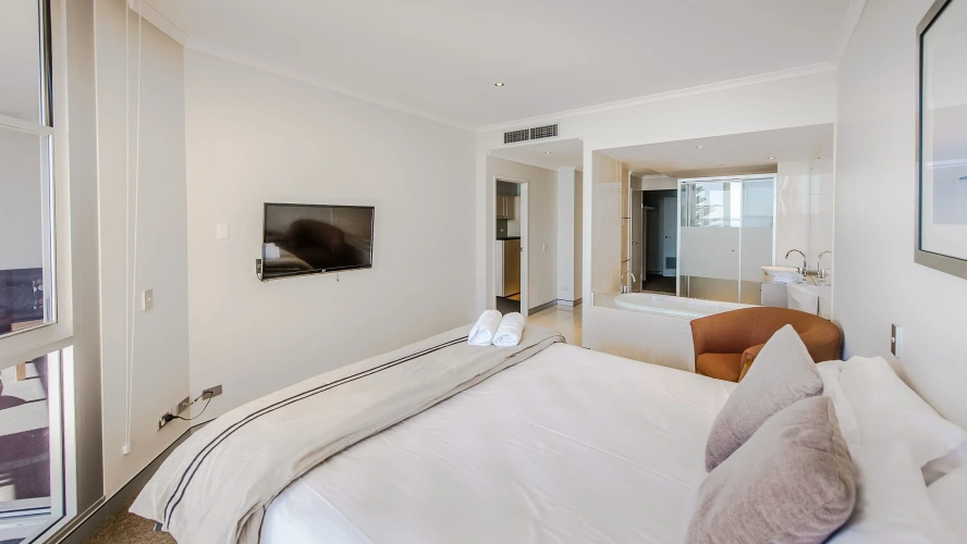 1 Bedroom Apartment with ocean view