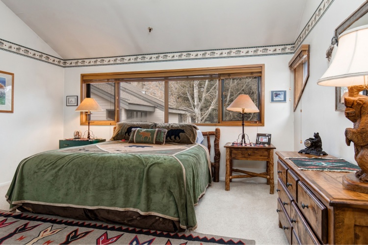 4 Bedrooms Standard room