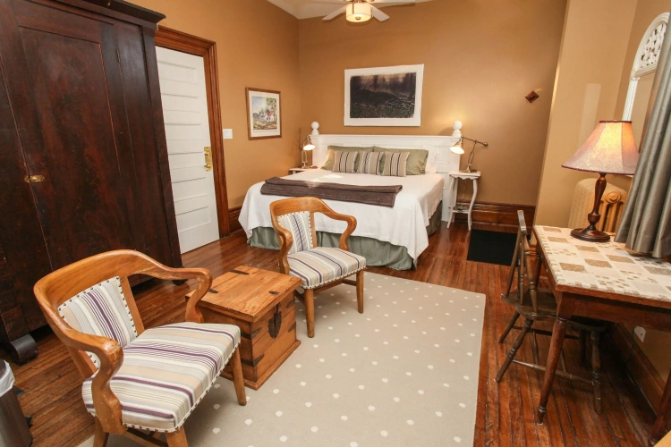 Deluxe Double Suite
