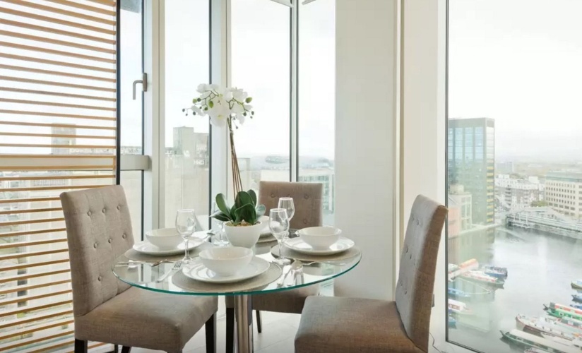 2 Bedrooms Deluxe Apartment with canal view