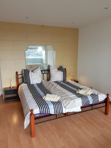 3 Bedrooms Apartment