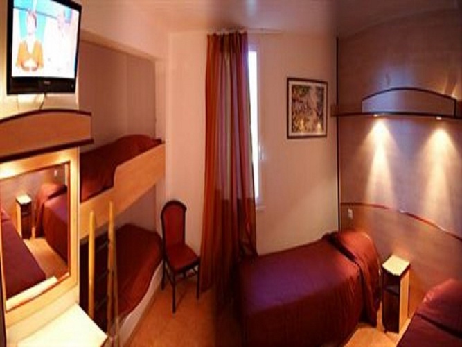 Standard Quadruple room