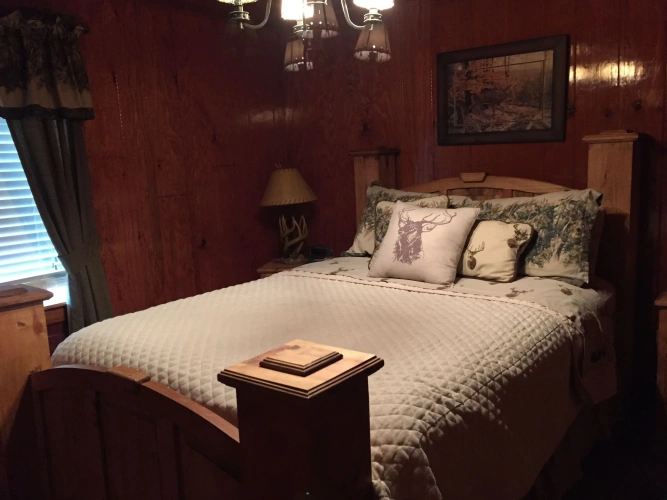 2 Bedrooms Standard room with lake view