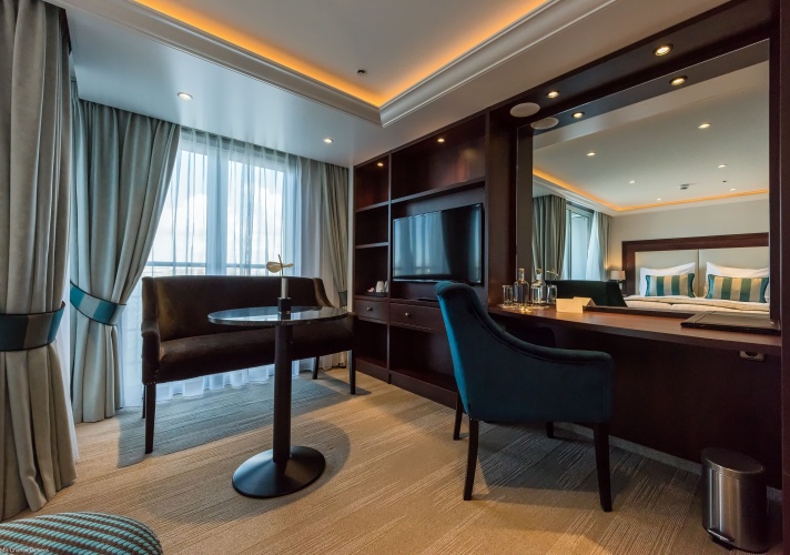 Business Double Suite with balcony and with city view