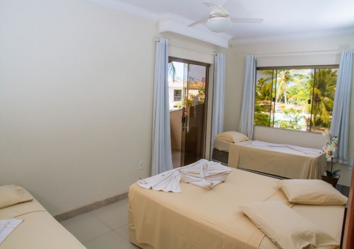 4 Bedrooms Cottage