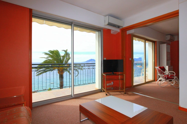1 Bedroom Deluxe Double Apartment with balcony and with sea view