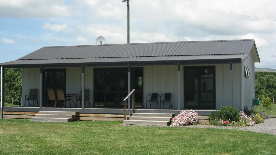 2 Bedrooms Cottage