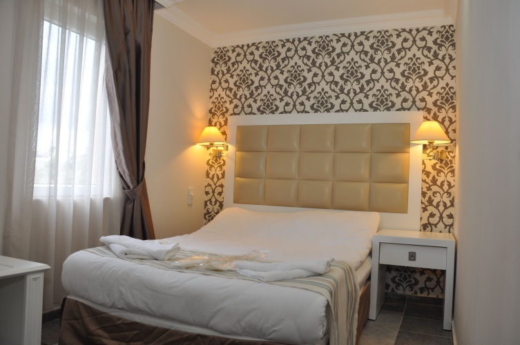 Economy Suite