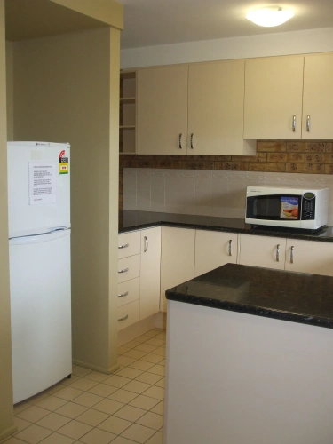 3 Bedrooms Apartment