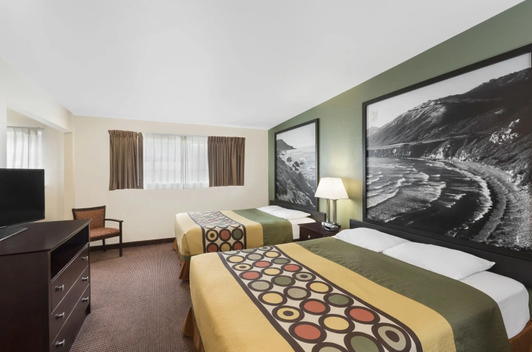 Standard Quadruple room
