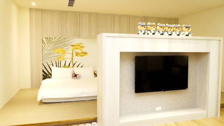 Standard Quadruple Family room