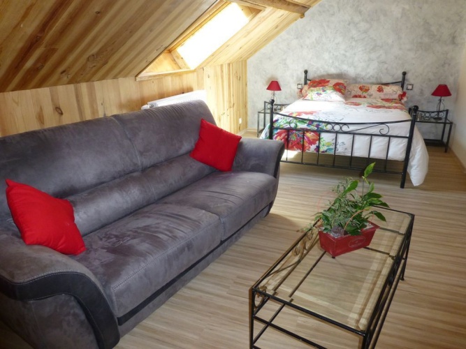 Standard Triple room
