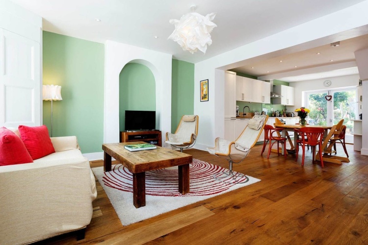 3 Bedrooms Cottage