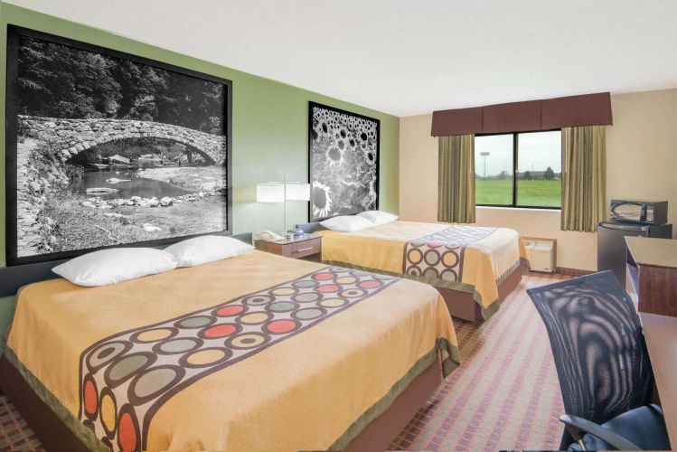 Standard Quadruple room