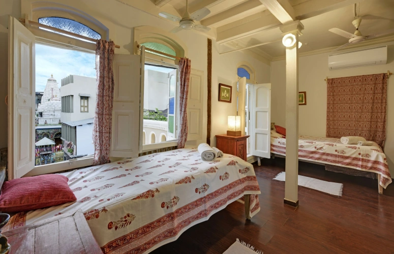 1 Bedroom Standard Twin room with city view