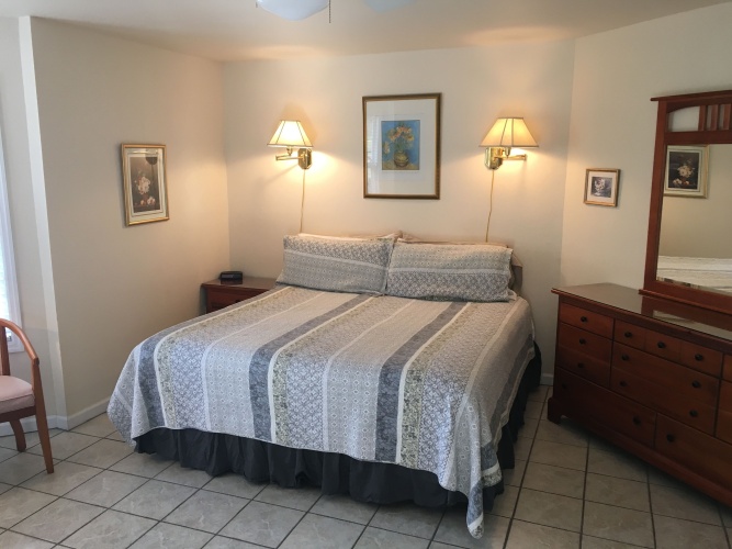 Standard Double Basement room