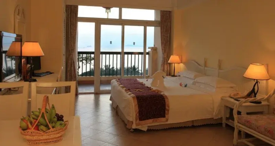 Standard Double Suite with sea view