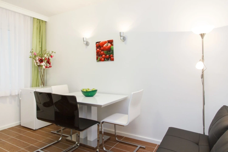 2 Bedrooms Sextuple Suite with city view