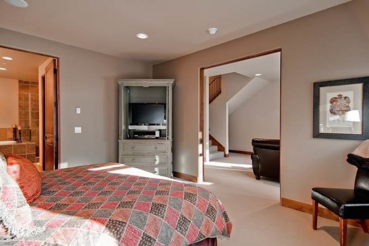 3 Bedrooms Standard room with balcony and with mountain view
