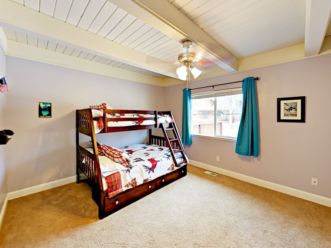 3 Bedrooms Cottage