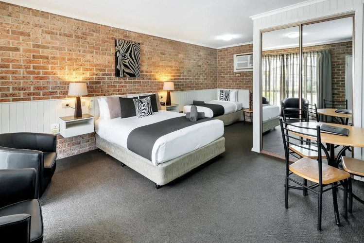 Standard Quadruple room