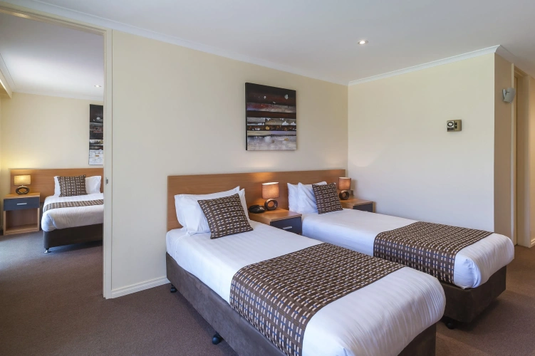Superior Triple room