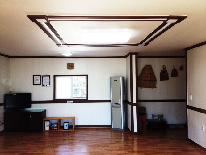 3 Bedrooms Cottage