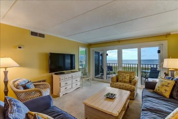 2 Bedrooms Cottage with balcony and with ocean view
