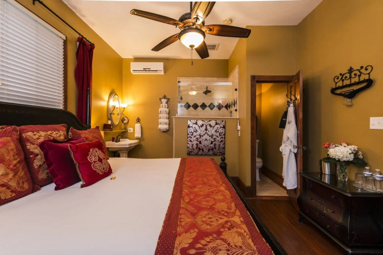 Economy room