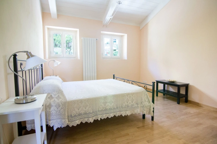 3 Bedrooms Apartment