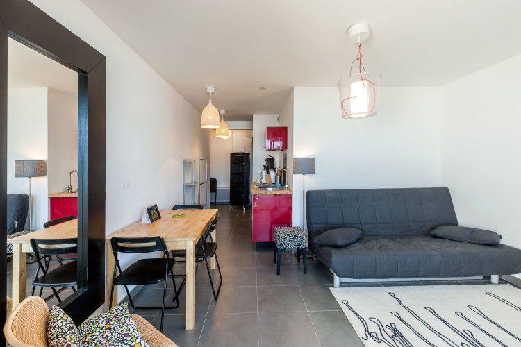 1 Bedroom Apartment
